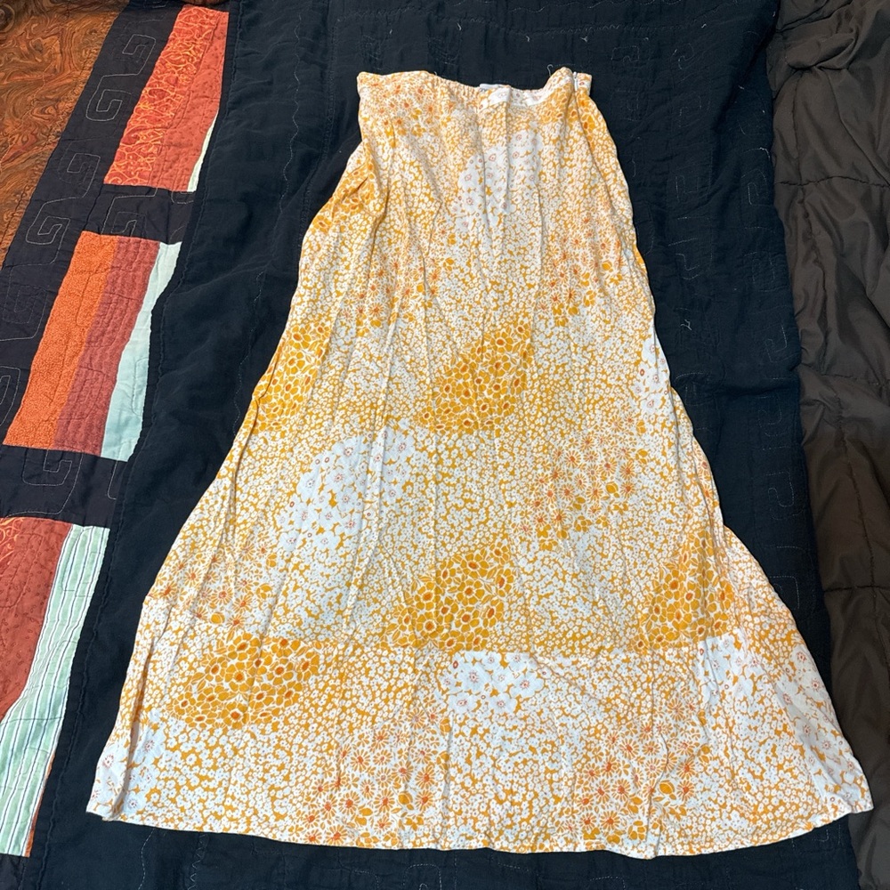 Ghanda Yellow and White Floral A-Line Skirt